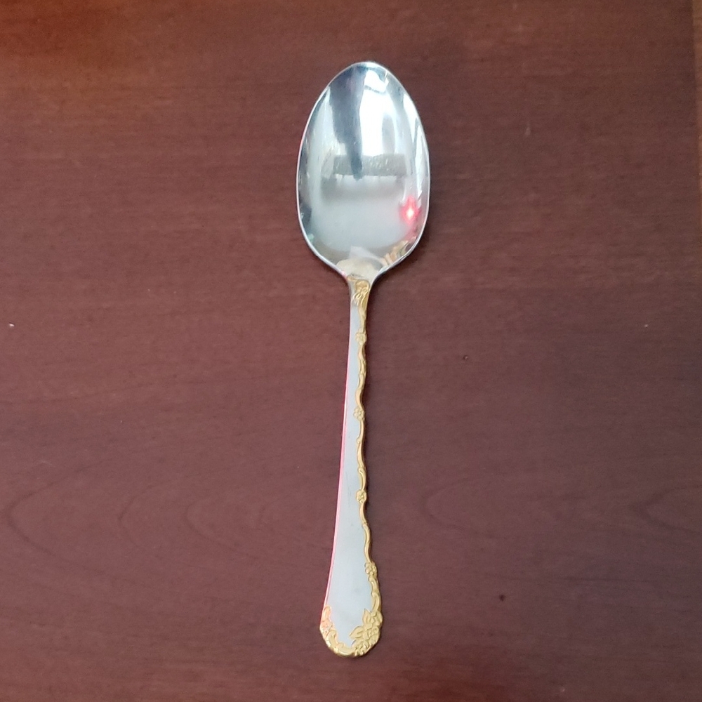 Oneida Golden Belle Rose Spoon